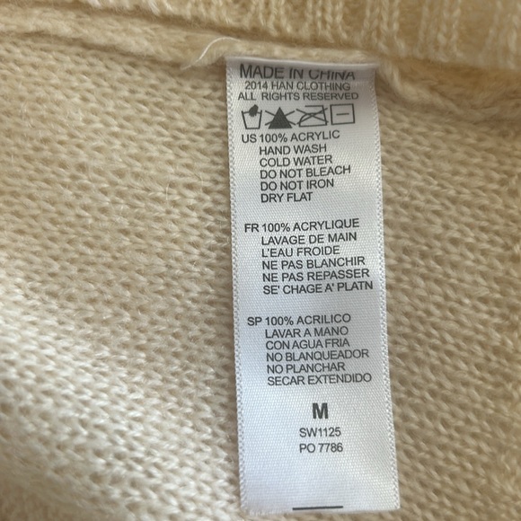 Cute Ivory Open Bow Back Sweater - Picture 5 of 5